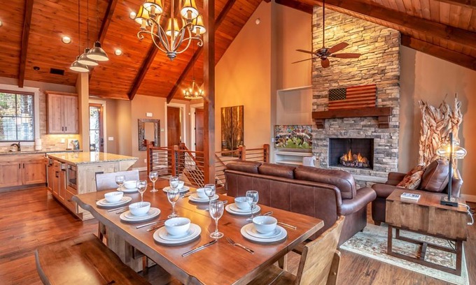 Deep Gap Casa | Robins Crest