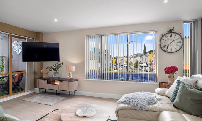 Clifden Apartamento | Robins Nest birds eye view of Clifden town