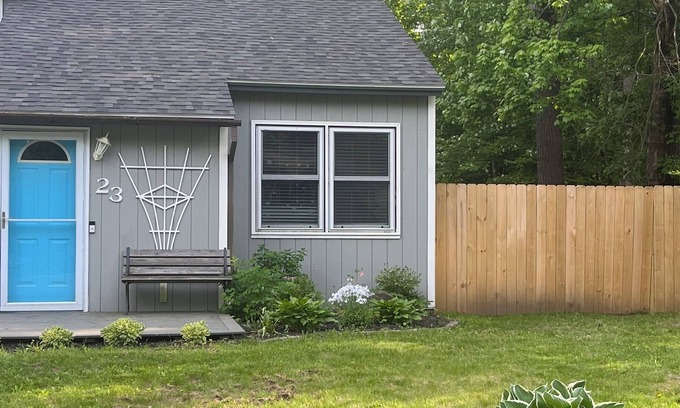 Malta Condominio | Robin’s Wake Close to Saratoga Race Course. Pet Friendly!