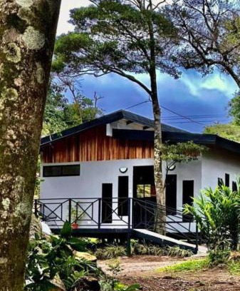Monteverde Casa | Roca Verde - Monteverde Cloud Forest Lodging
