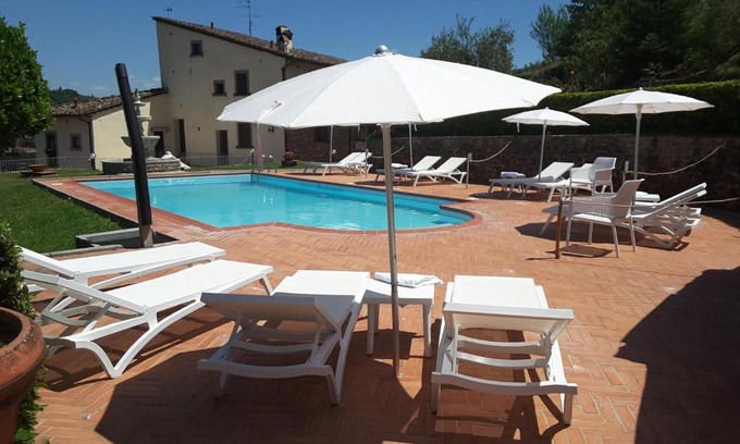 Tavarnuzze Apartamento | Rocca Palazzaccio