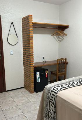 Vicosa do Ceara Casa | Rochas - Suíte no Centro de Viçosa do Ceará