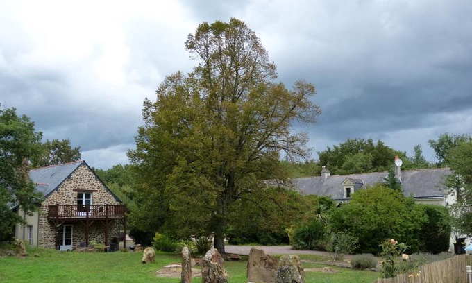Gennes-Val-de-Loire Casa | ROCHE-LOIRE