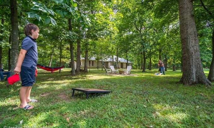 Johnson County Otro | Rock House Retreat