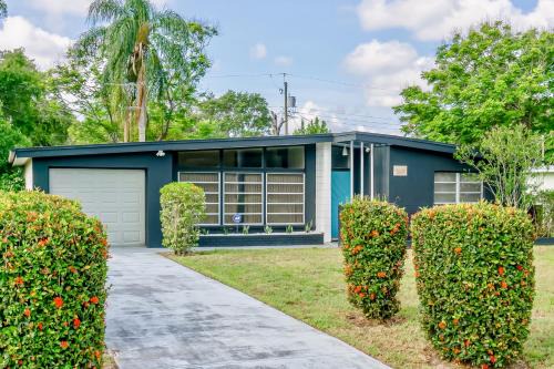 Clearwater Casa | Rock 'n' Retro