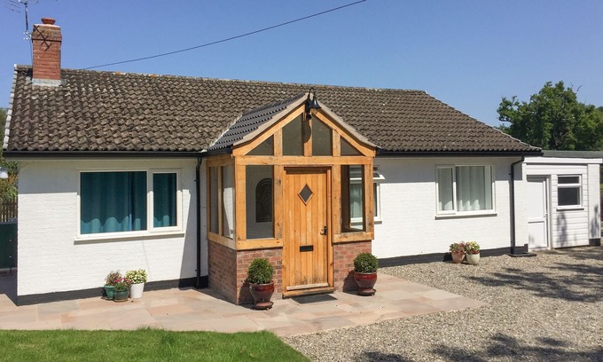 Llanymynech Cabaña | Rock View Cottage, LLANYMYNECH