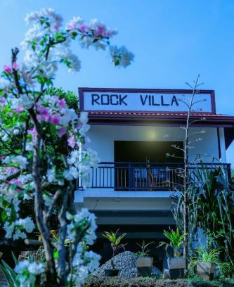 Mihintale Cama Y Desayuno | Rock Villa Relax City Resort