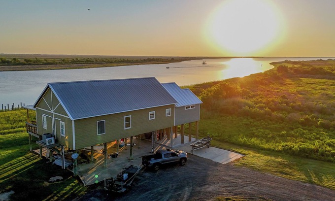 Grand Chenier Cabina | Rockefeller Refuge Creole Nature Trail Where Marsh Meets Sky Grand Chenier, LA