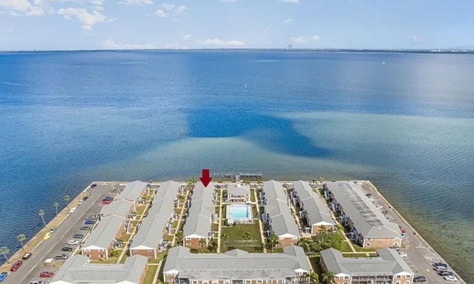 Titusville Condominio | Rockets! Water! Just Breathe!