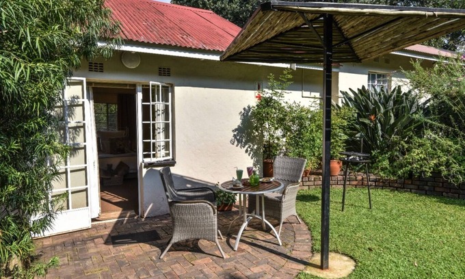 Muldersdrift Casa | ¡Rockfig Cottage para 2 personas con maravillosa terraza privada en el jardín!