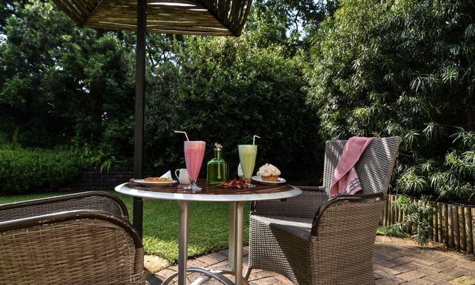 Muldersdrift Casa | Rockfig Cottage for 2 People With Wonderful Private Terrace in Garden!