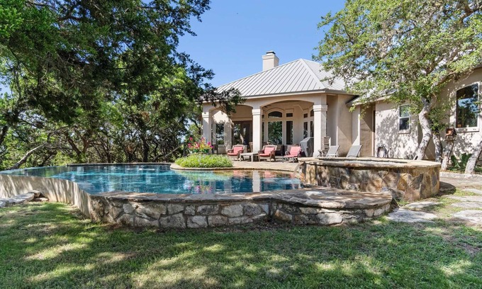 Pipe Creek Casa | Casa Cumbre Rockin B Ranch