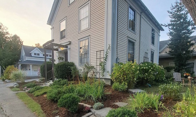 Rockland Casa | Visita Rockland Maine, windjammer y capital de artes de Midcoast Maine!