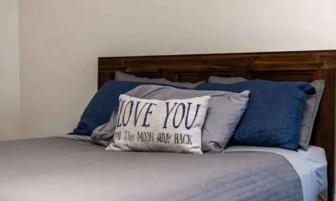 Hildale Apartamento | Rockmoore "Bedrock" Level