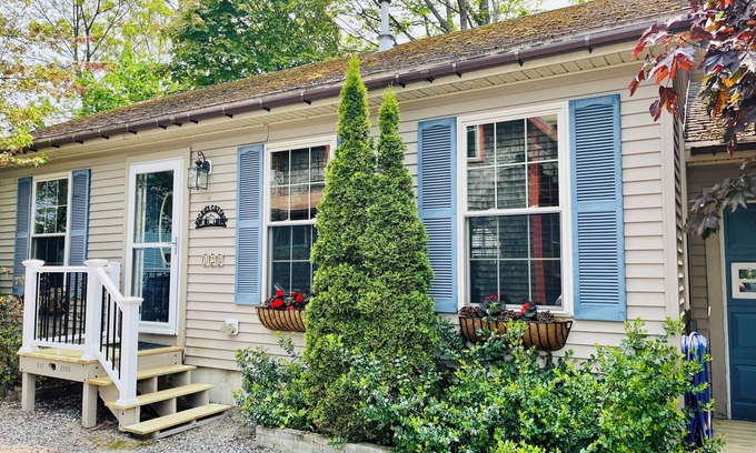 Bar Harbor Casa | Rocko's Cottage ubicado en el corazón del centro de Bar Harbor