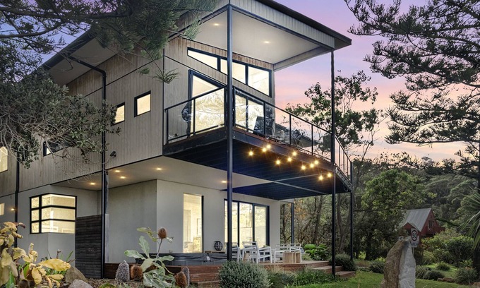 Wombarra Casa | 'Rockpool' - Amazing Ocean Views w/ Direct Beach Access