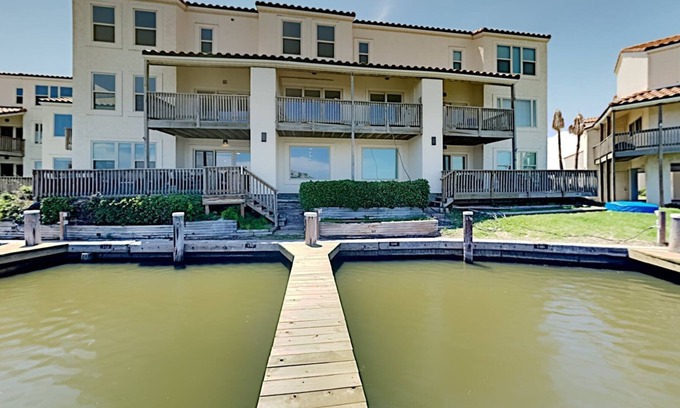 Harbor Oaks Condominio | Rockport Mode | Bay Views, Great Fishing + Boating