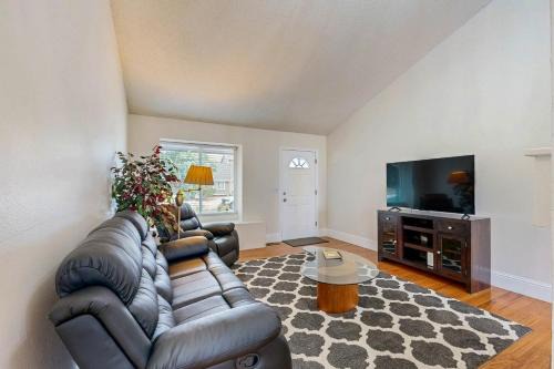 Briargate Casa | Rocky Mountain Nest