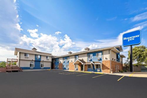 Rapid City Hotel | Rodeway Inn Rapid City North
