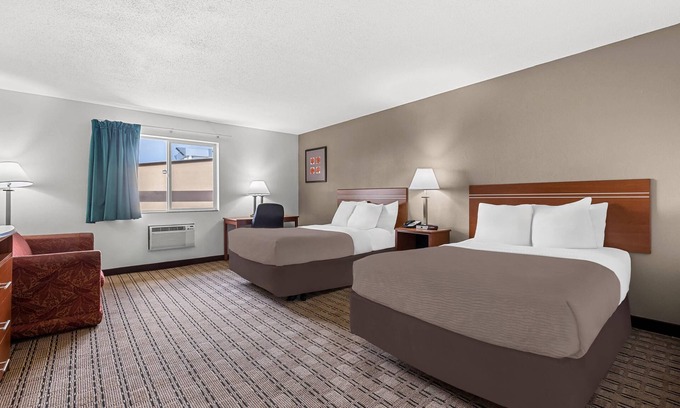 Rapid City Hotel | Rodeway Inn Rapid City North