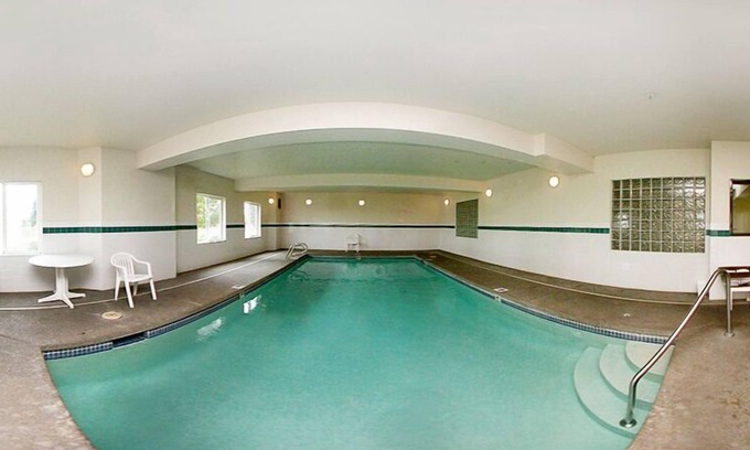Salem Hotel | Rodeway Inn Salem