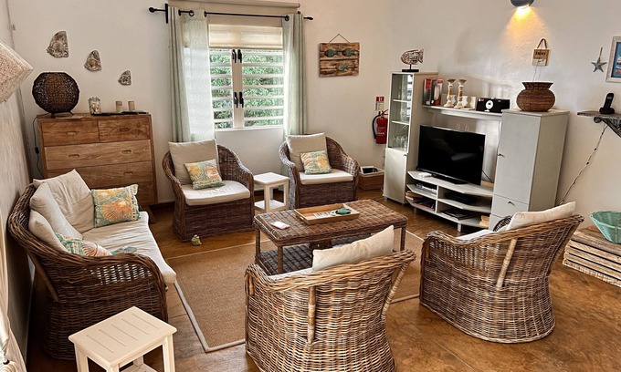 Oyster Bay Villa | Casa / villa / chalet - Montagne Charlot