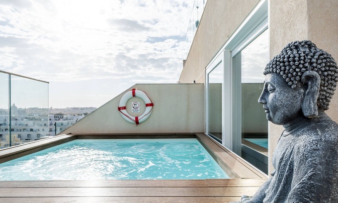 Gzira Apartamento | ROF | Panoramic Skyline Apartment | Private Pool & Valletta Views