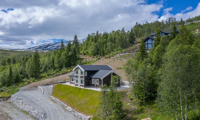 Sogndal Casa | Rolfhytta - Fosskamben 19