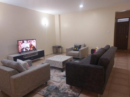 Busia Apartamento | Roma Stays - Elegant 2bedroom Apartment in Busia near weigh bridge