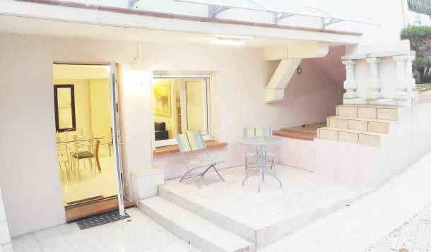 Purpan Apartamento | Roman T3 RDC