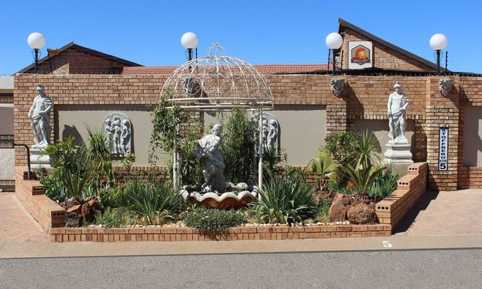Carletonville Casa | Romans Rest Guest House