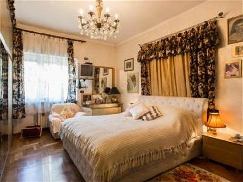 Bullona Apartamento | Romantic & Artistic Apartment
