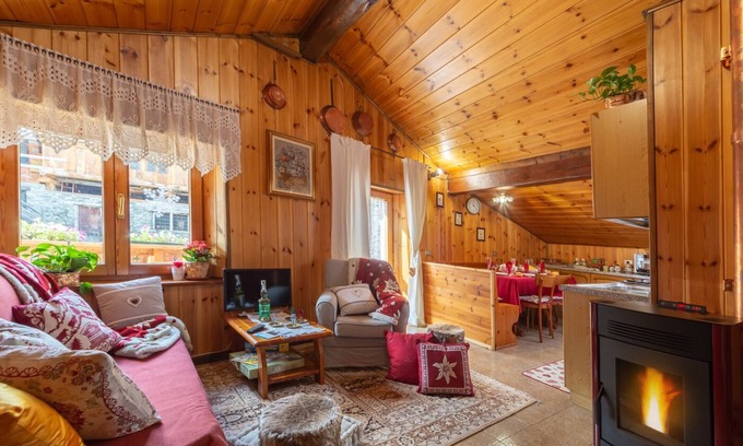 Lignod Apartamento | Ático romántico a 3,4 km de las pistas de Champoluc.