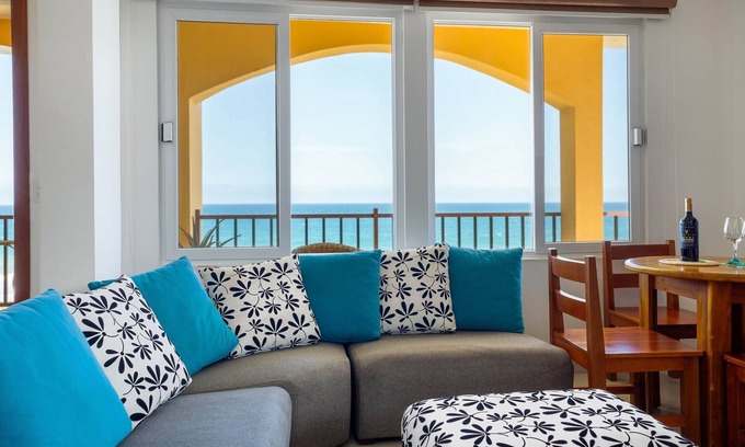 Manta Apartamento | Hermoso Departamento de 1 Dormitorio Frente a la Playa con Piscina