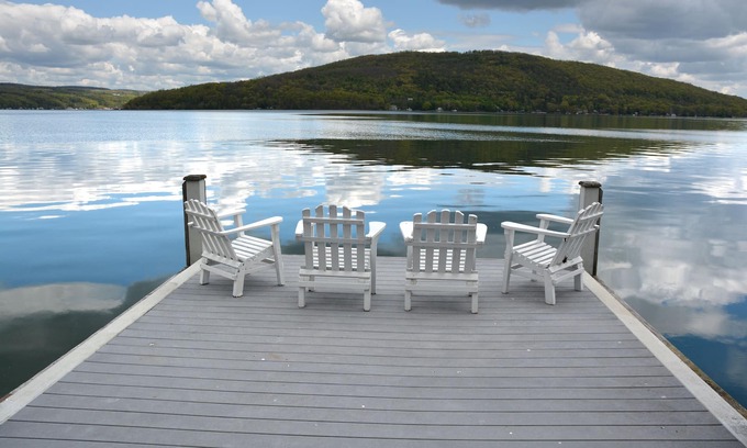 Hammondsport Casa | Disponibilidad de SEPT y OCT - Románticas vistas impresionantes de la casa del lago - Precioso muelle