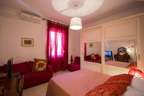 Prenestino-Centocelle Apartamento | Romantic Ciclamini House