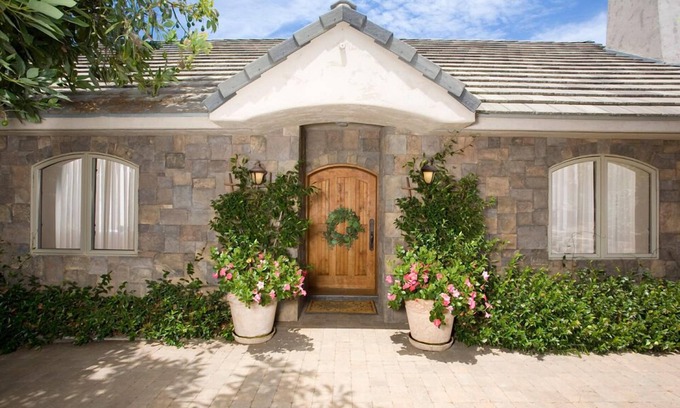 Bonsall Cabaña | Casa romántica en Avocado Grove - Jacuzzi, Chimenea, Vistas!