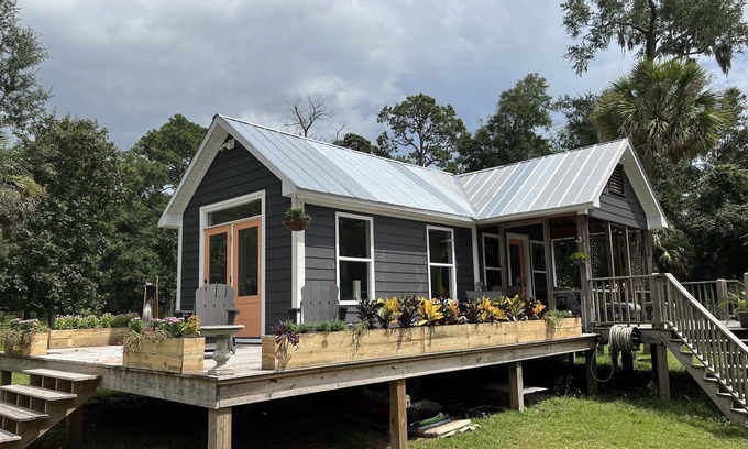 Edisto Island Cabaña | Romantic Cottage in ACE Basin rich w/ SC history