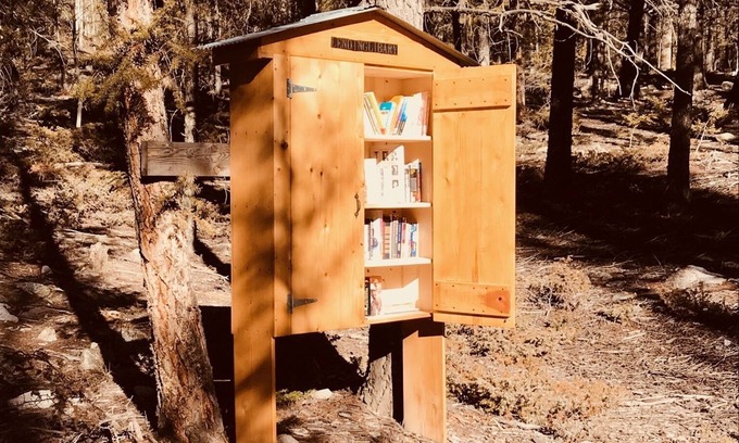Buena Vista Cabina | Romántica y acogedora cabaña con vistas a la montaña y colores de otoño.