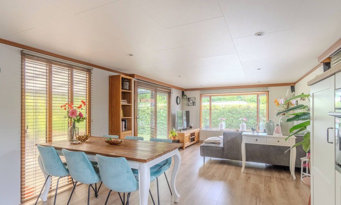 Voorthuizen Chalet De Esquí | Romantic Detached Holiday Home on the Veluwe