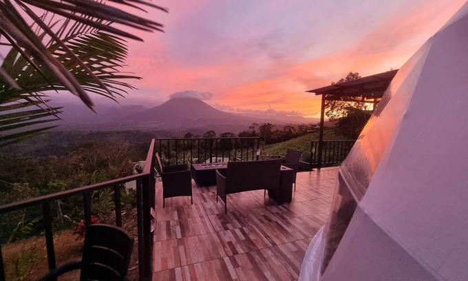 Monterrey Cabaña | Romantic Domes With Breathtaking Views of Arenal Volcano