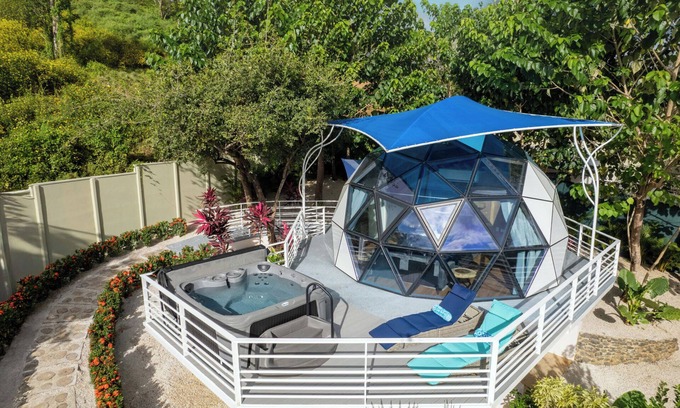 Potrero Hotel | Love Geodome with Wi-Fi, Hot-Tub, Pool, A/C in tranquil Potrero.