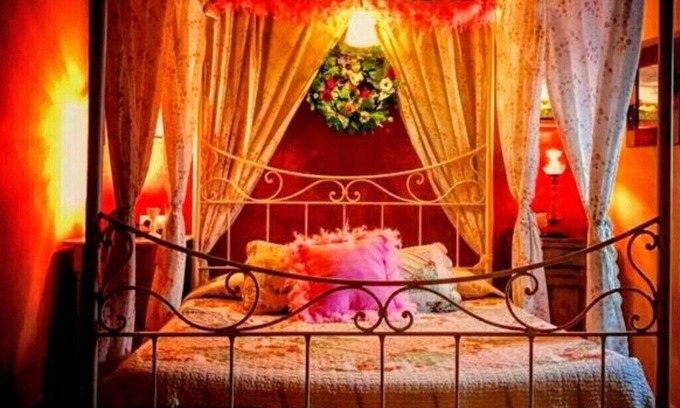 Valeria Casa | Escapada romántica a Valeria, España
