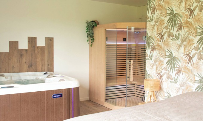 Petit-Caux Casa | Romantic gîte with private spa and sauna in the heart of nature, absolute calm.