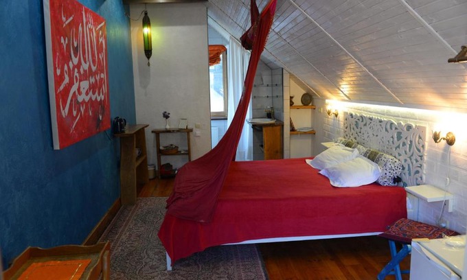 Kamenets-Podol'skiy Casa | Romantic Guest House