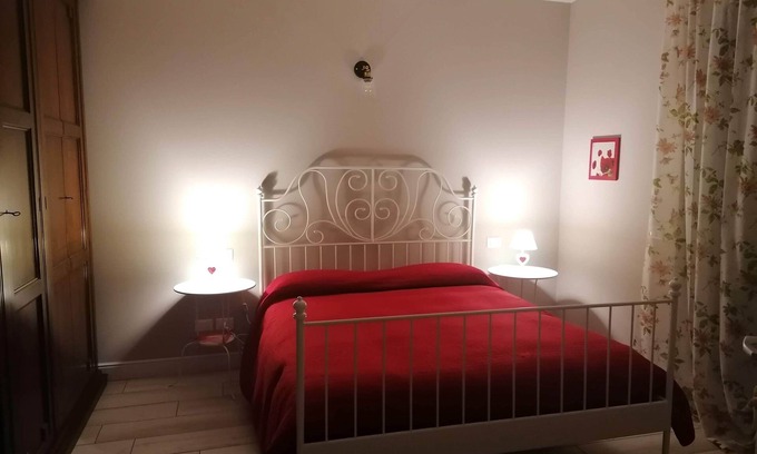 San Felice del Benaco Apartamento | Romántico y luminoso apartamento, ubicado en un pequeño paraíso en el lago de Garda
