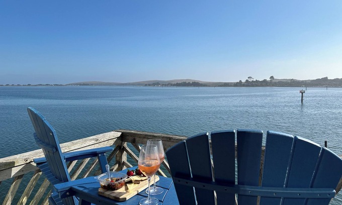 Old Town Casa | La mejor vista en Bodega Bay - ¡Estamos en el agua!