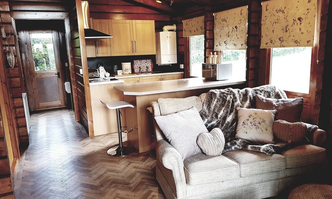Corwen Cabina | Romantic Log Cabin