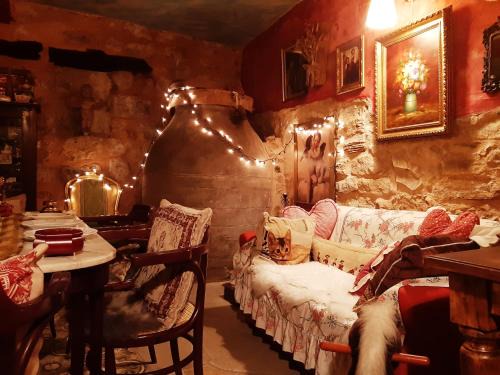 Valeria Casa | Romantic New Years Eve