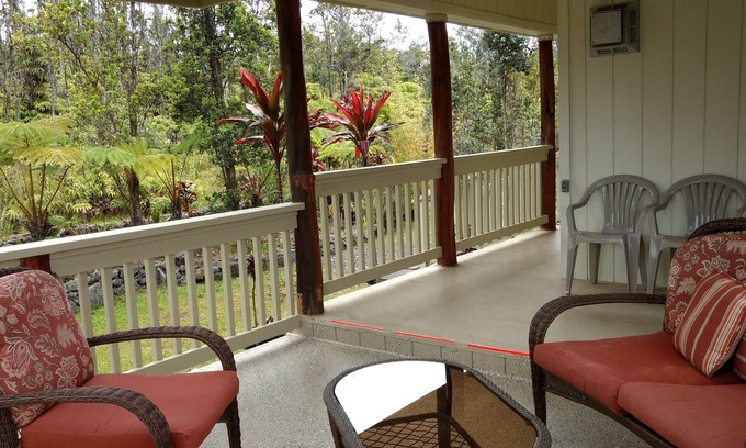 Royal Hawaiian Estates Cabaña | Retiro romántico de la selva tropical cerca del Parque Nacional de los Volcanes de Hawaii